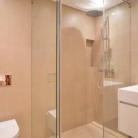 Sleeps 10 Pool Air Con T715830 Villa